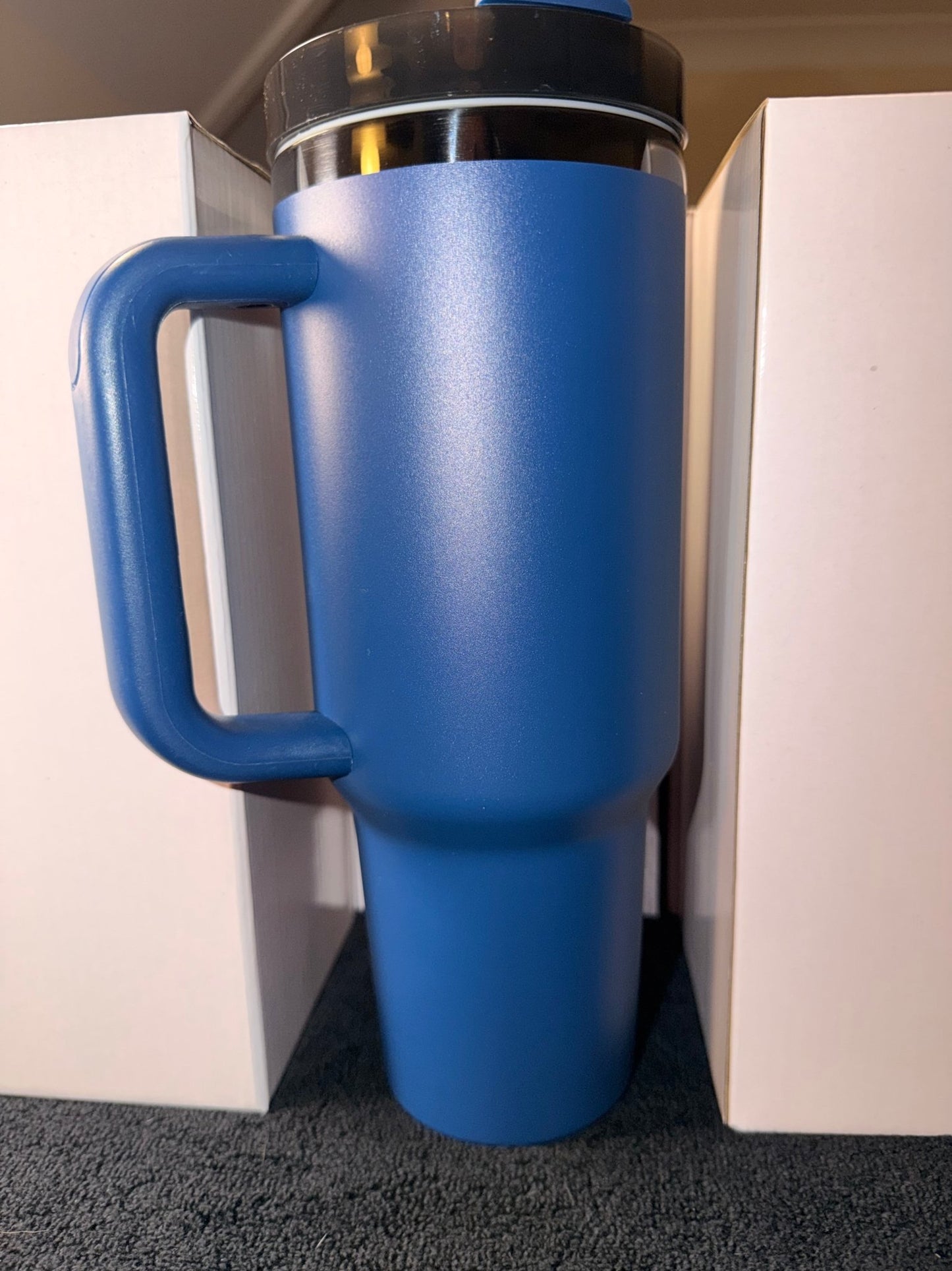 40oz (1200ml) Black Stainless (Removable straw with side handle) – custom engraved gift by Kiwi Creations