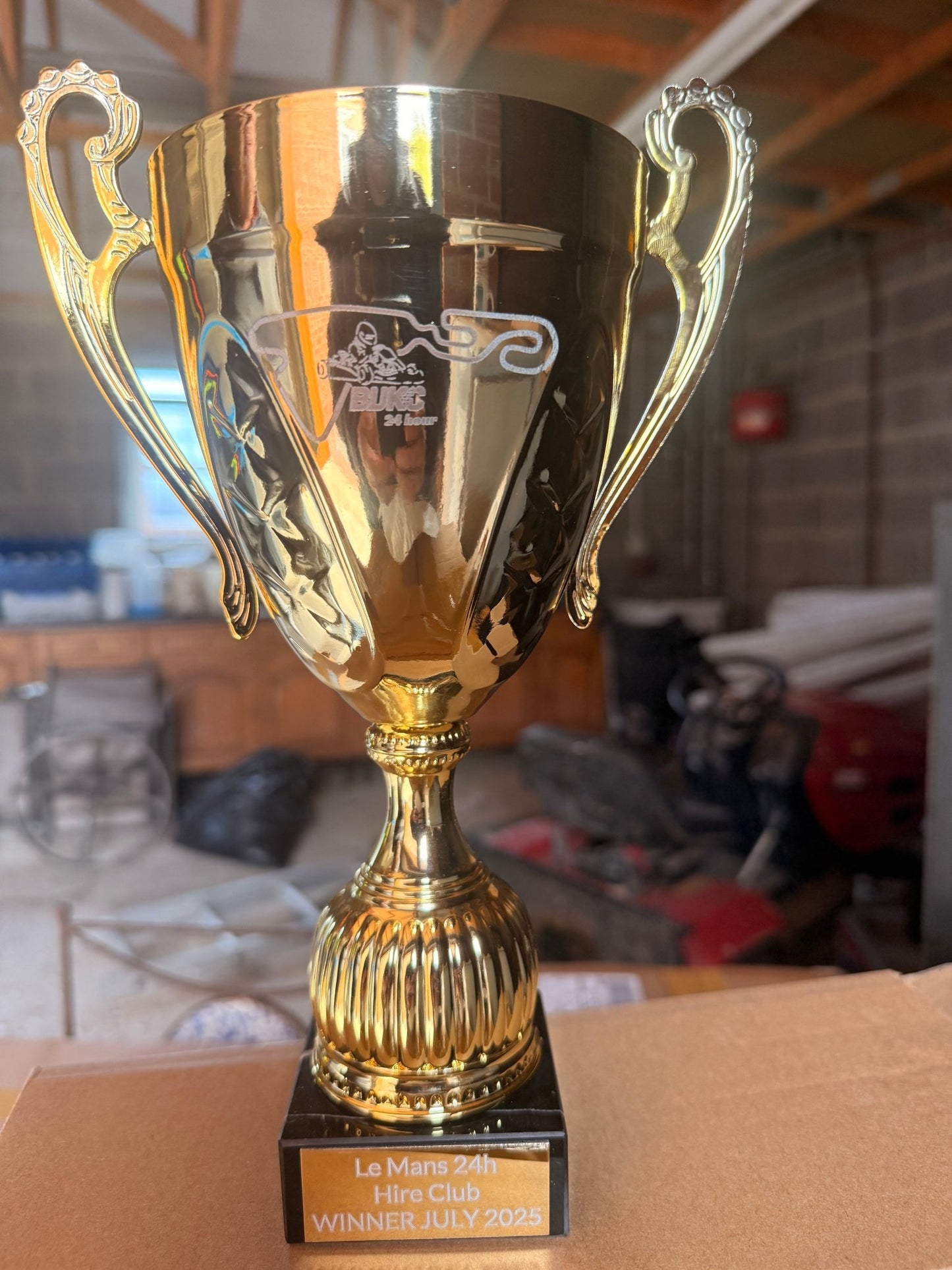 Trophies, Medals & Awards – custom engraved gift by Kiwi Creations