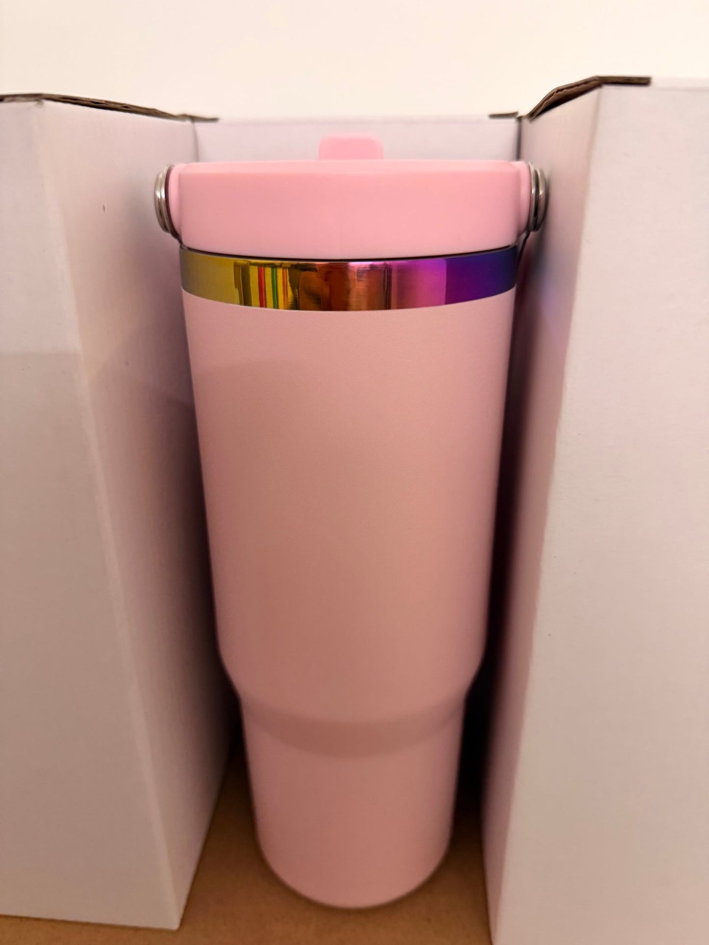 30oz (900ml) Iridescent Tumbler (Flip straw with handle on top) – custom engraved gift by Kiwi Creations