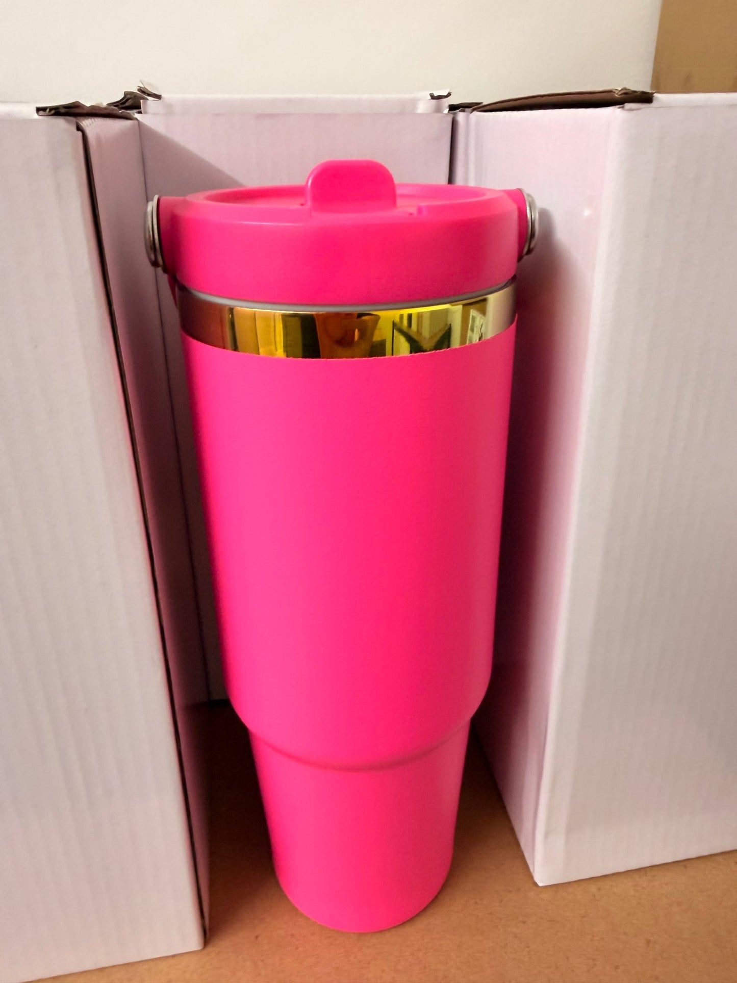 30oz (900ml) Iridescent Tumbler (Flip straw with handle on top) – custom engraved gift by Kiwi Creations