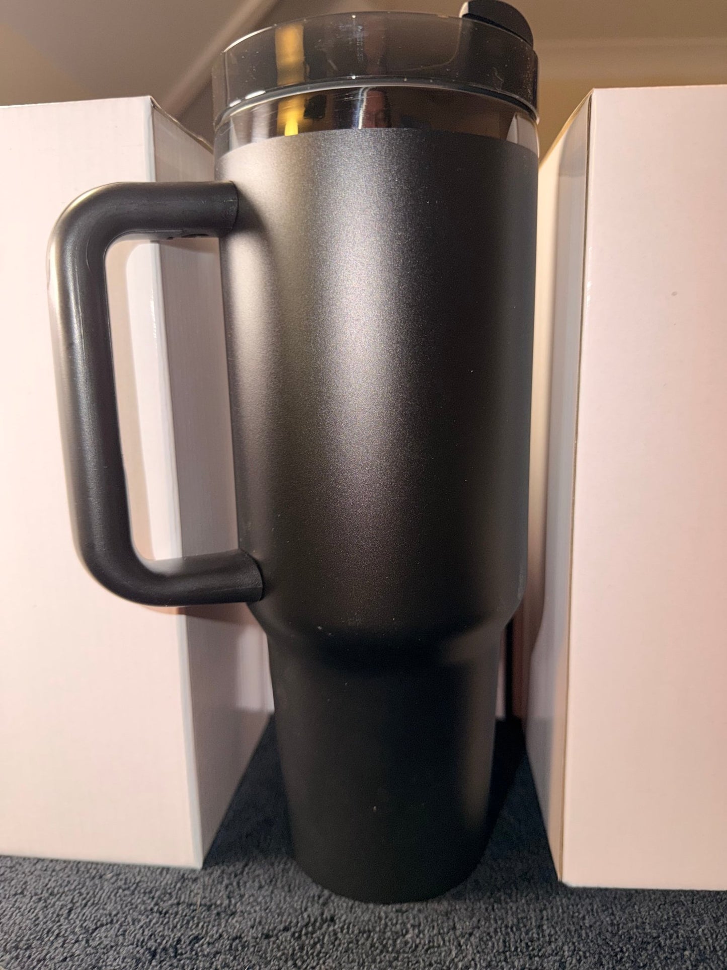 40oz (1200ml) Black Stainless (Removable straw with side handle) – custom engraved gift by Kiwi Creations