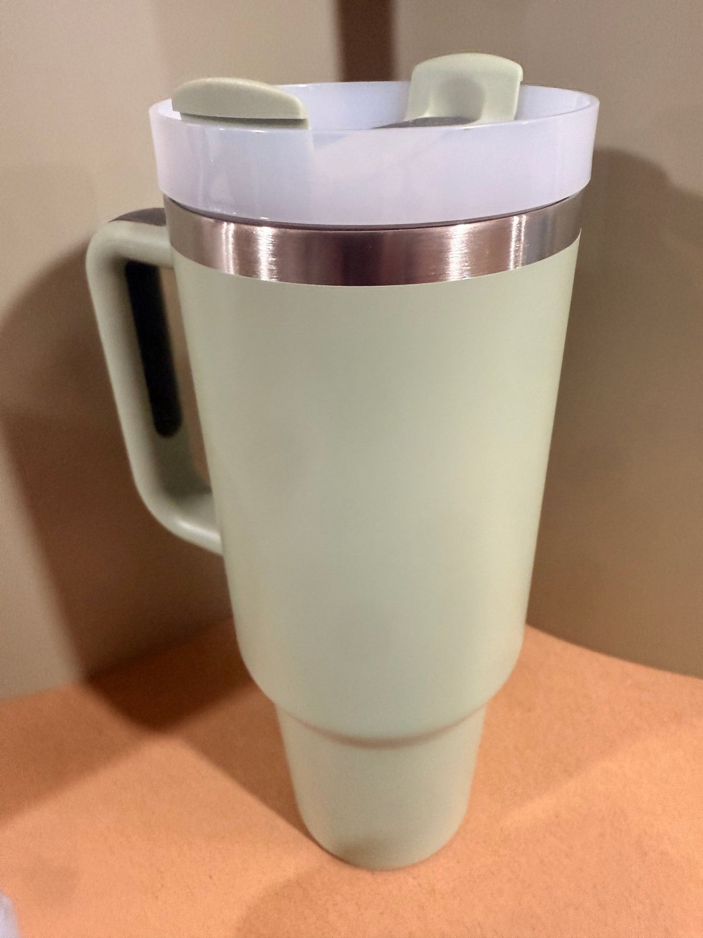 40oz (1200ml) Stainless Steel (Removable straw with side handle) Core – custom engraved gift by Kiwi Creations