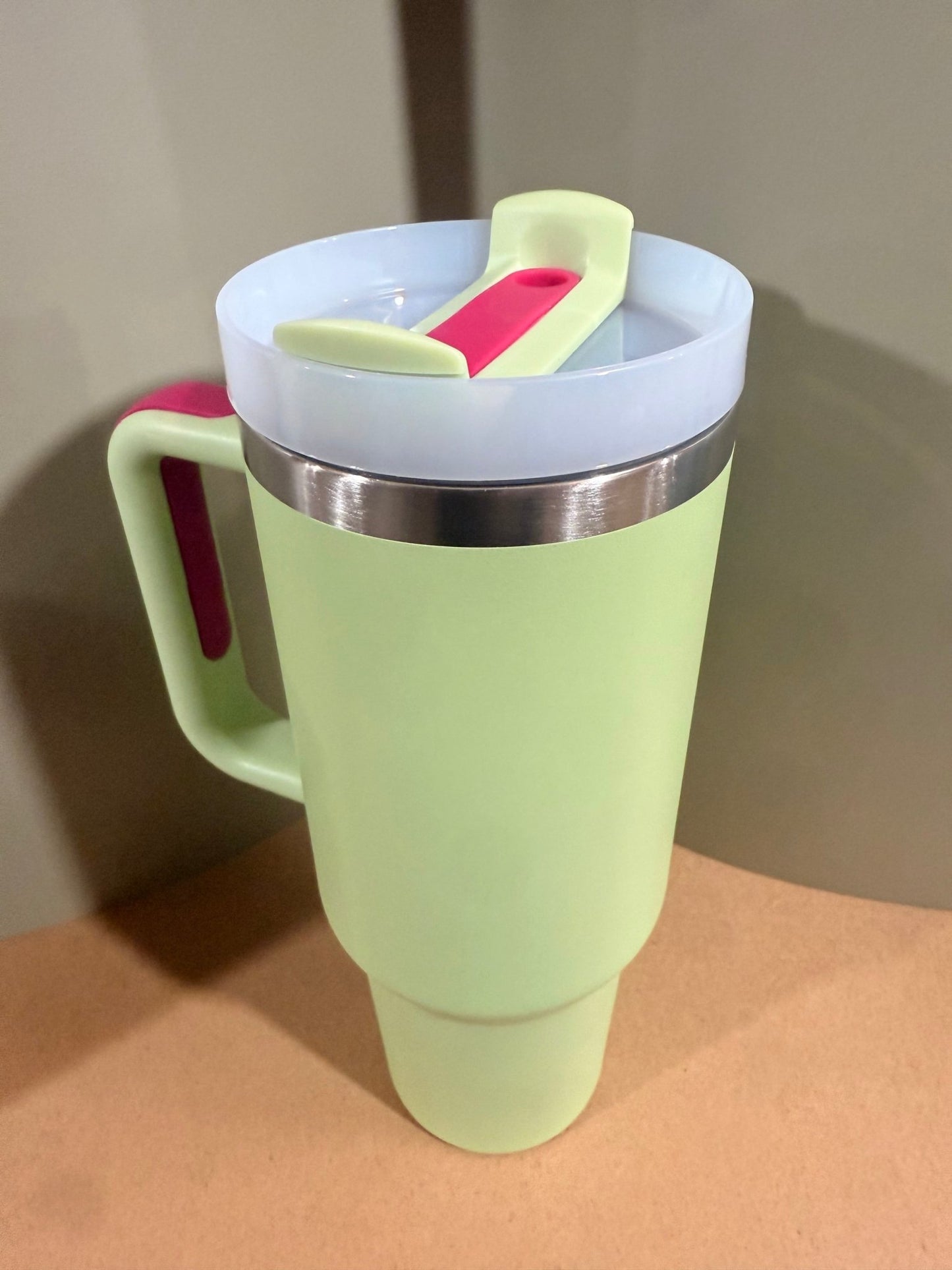 40oz (1200ml) Stainless Steel (Removable straw with side handle) Core – custom engraved gift by Kiwi Creations