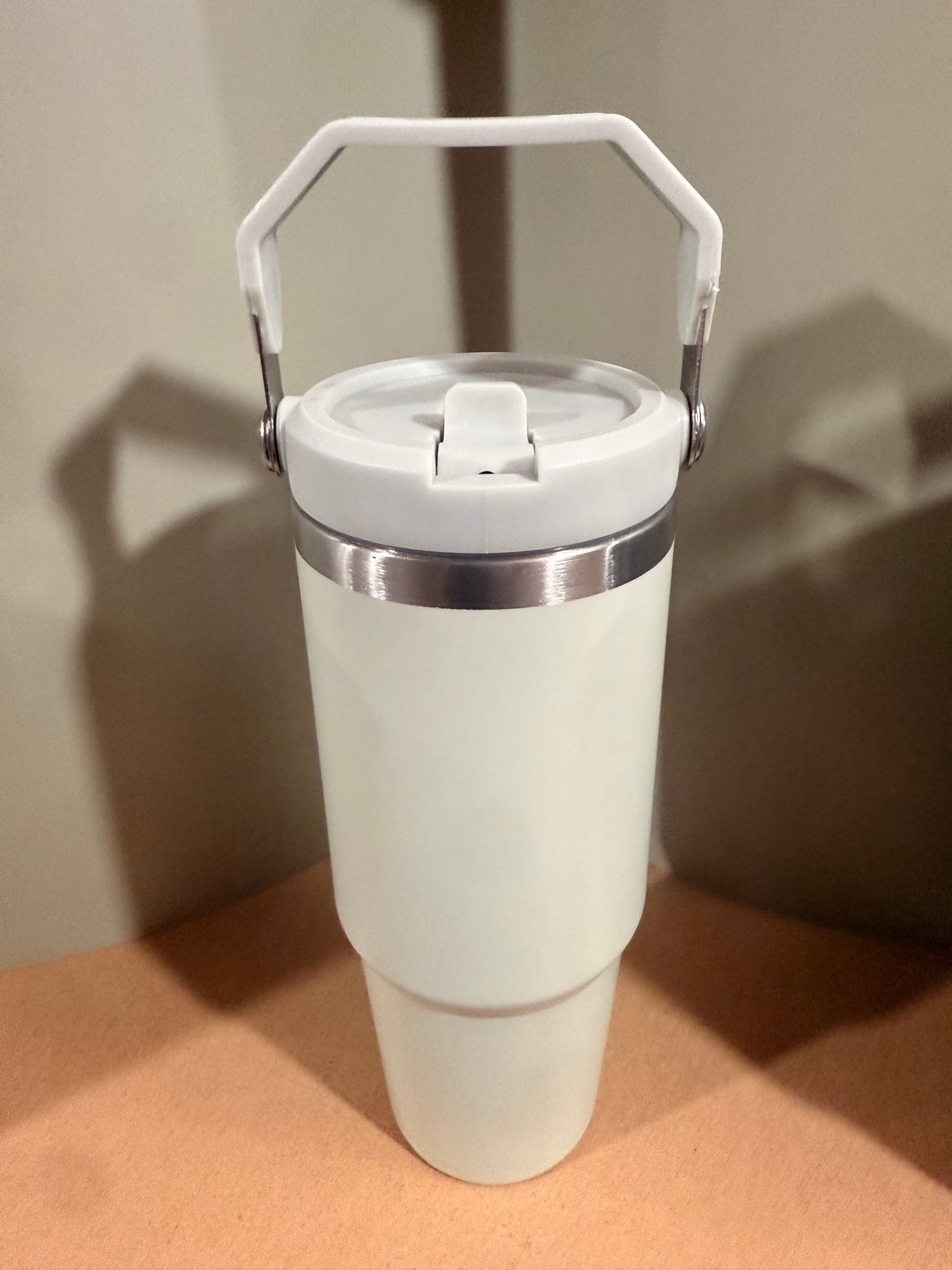 30oz (900ml) Nitro Stainless Steel Tumbler (Flip straw with handle on top) – custom engraved gift by Kiwi Creations